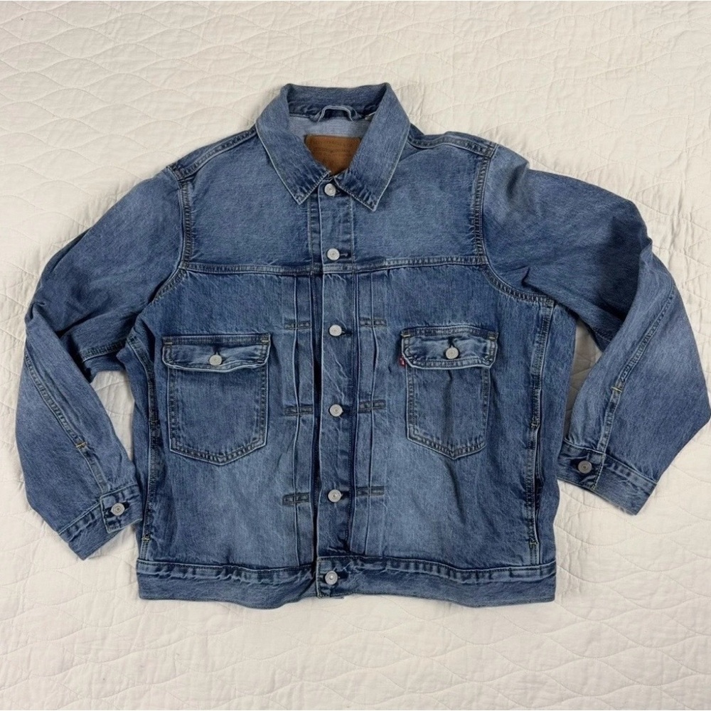 Levi's Premium Mens L Relaxed Fit Big E Denim Trucker Jacket Blue Vintage Wash